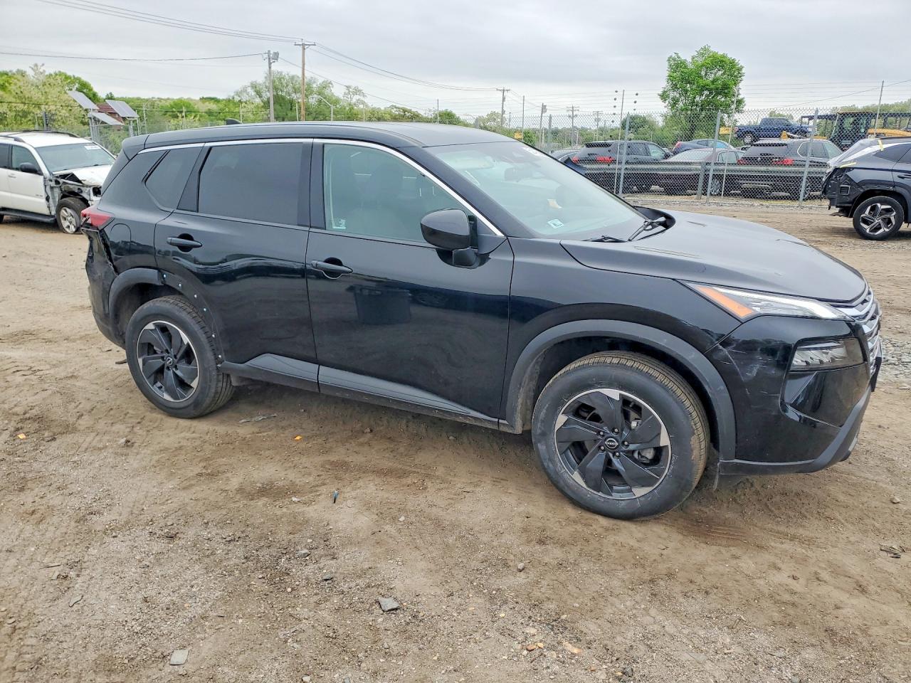 NISSAN ROGUE 2025 — 5