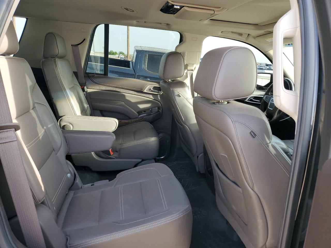 GMC YUKON 2016 — 12