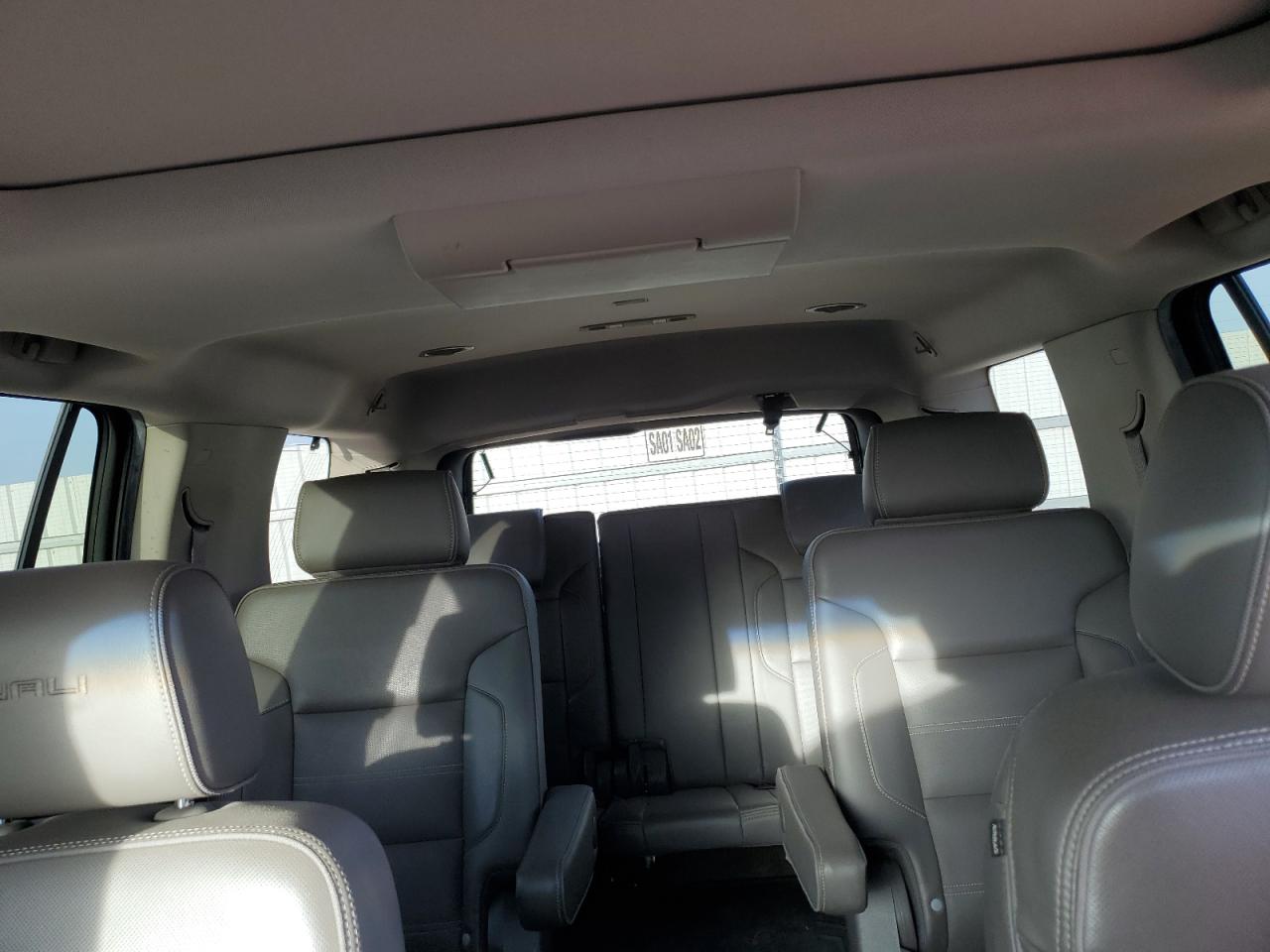 GMC YUKON 2016 — 11