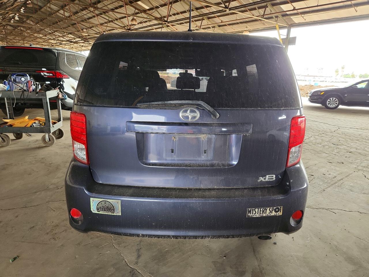 TOYOTA SCION 2011 — 7
