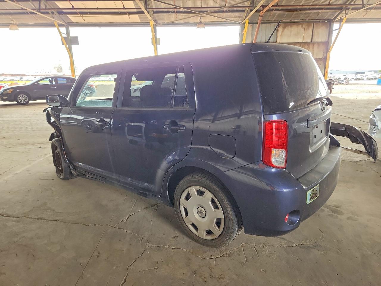 TOYOTA SCION 2011 — 3