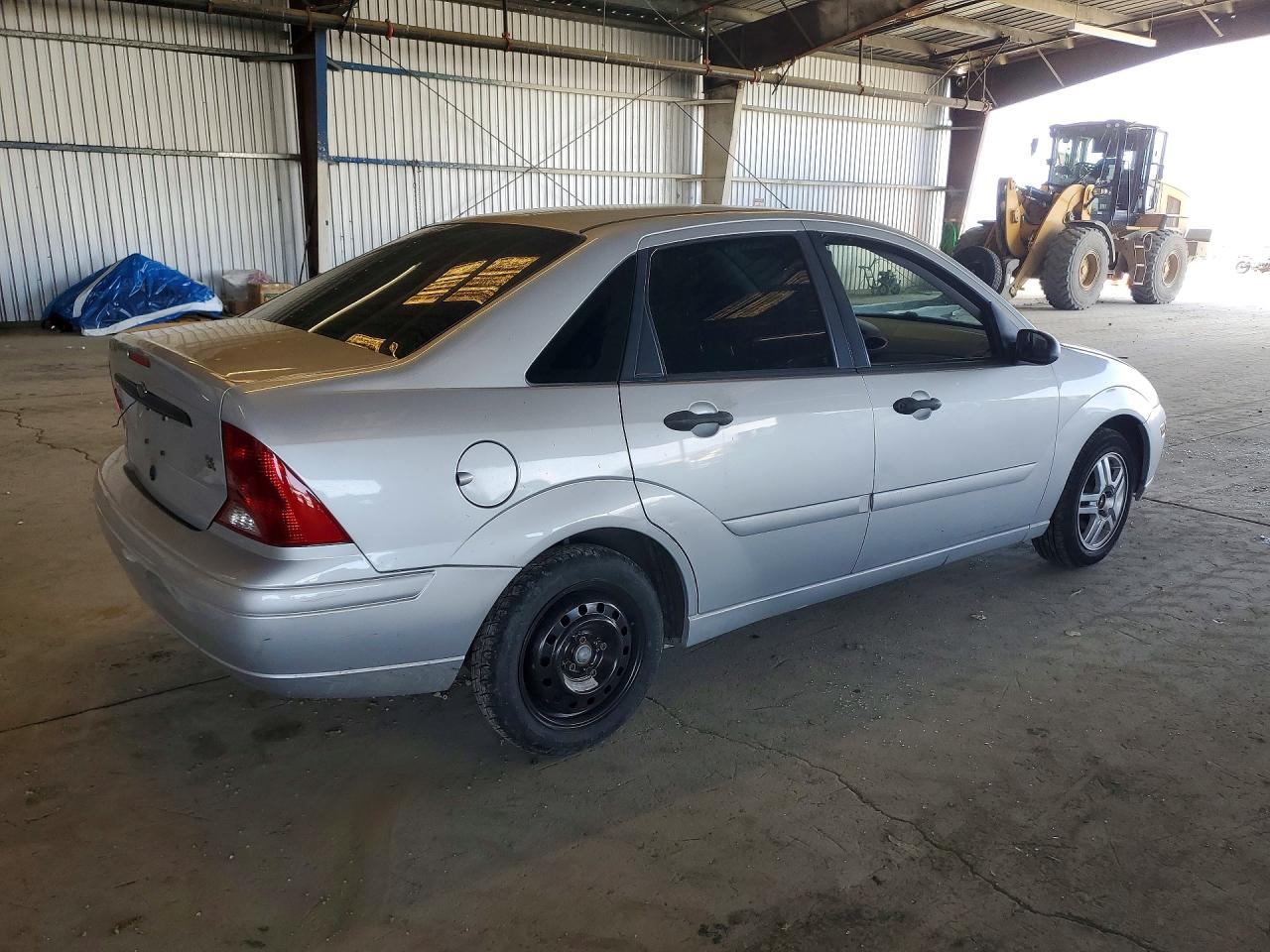 FORD FOCUS 2002 — 4