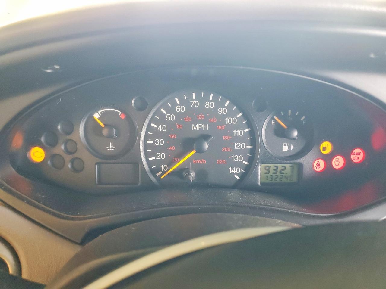 FORD FOCUS 2002 — 10