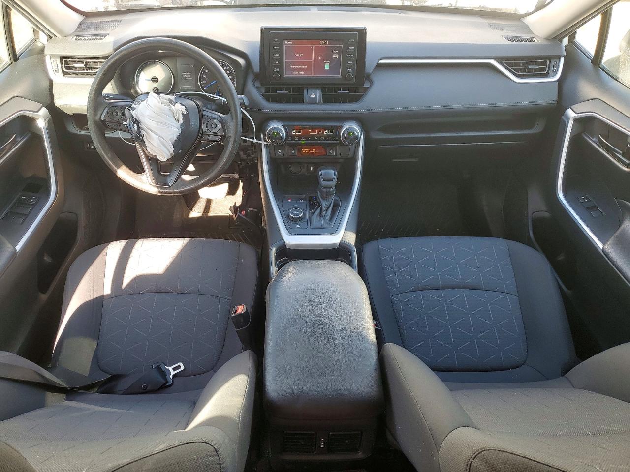 TOYOTA RAV4 2020 — 9
