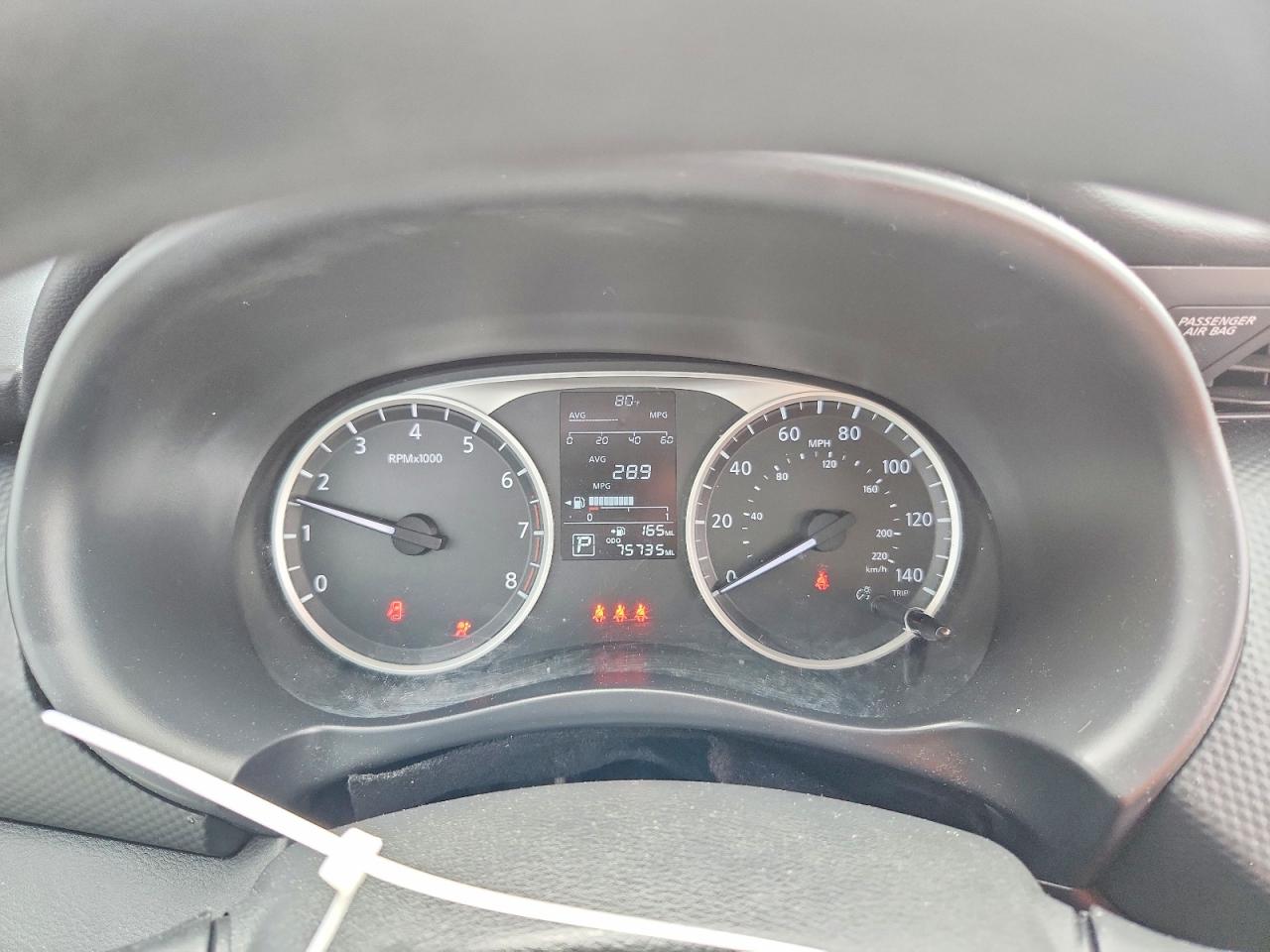 NISSAN KICKS 2021 — 10