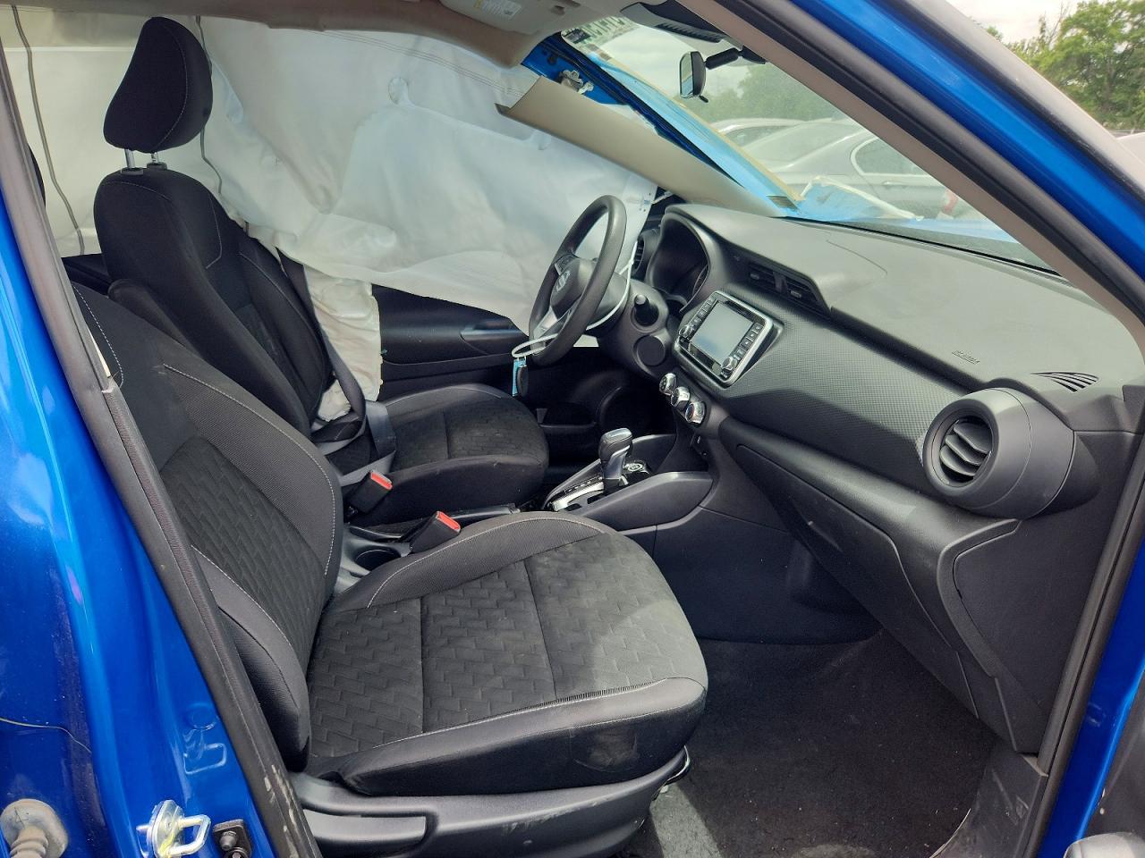 NISSAN KICKS 2021 — 8
