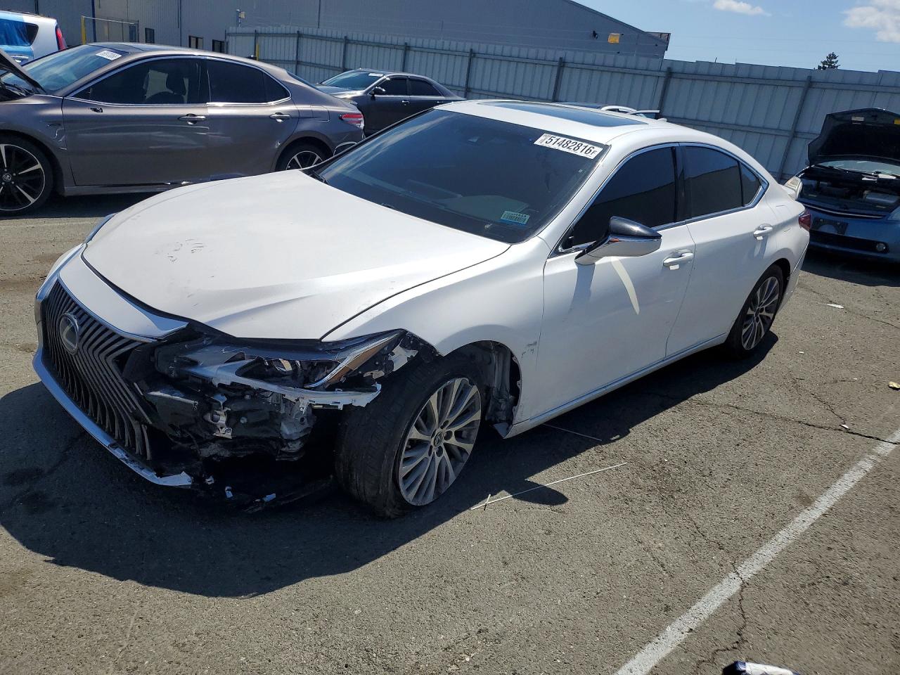 LEXUS ES 2021 — 2