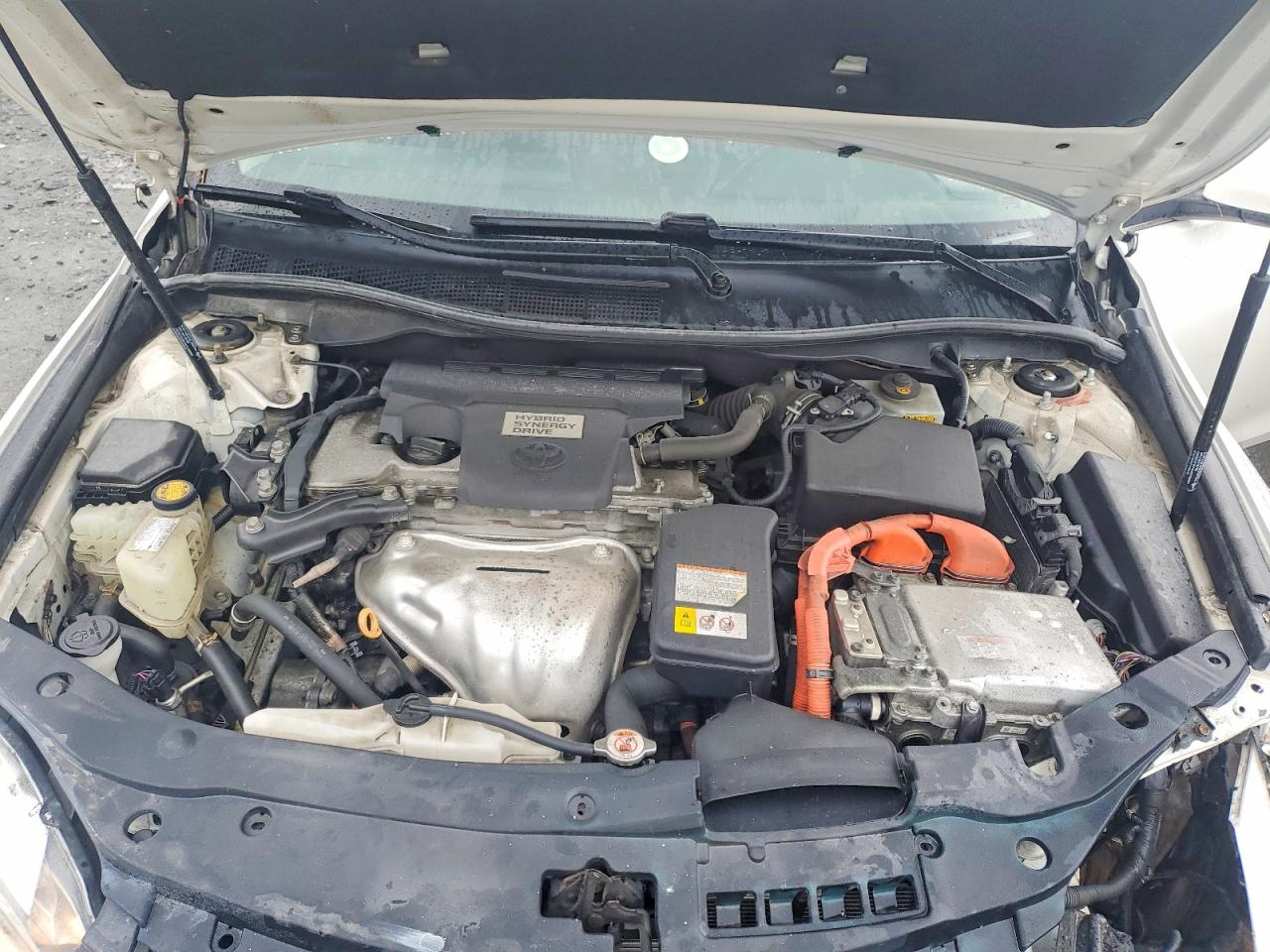 TOYOTA CAMRY HYBRID 2017 — 12