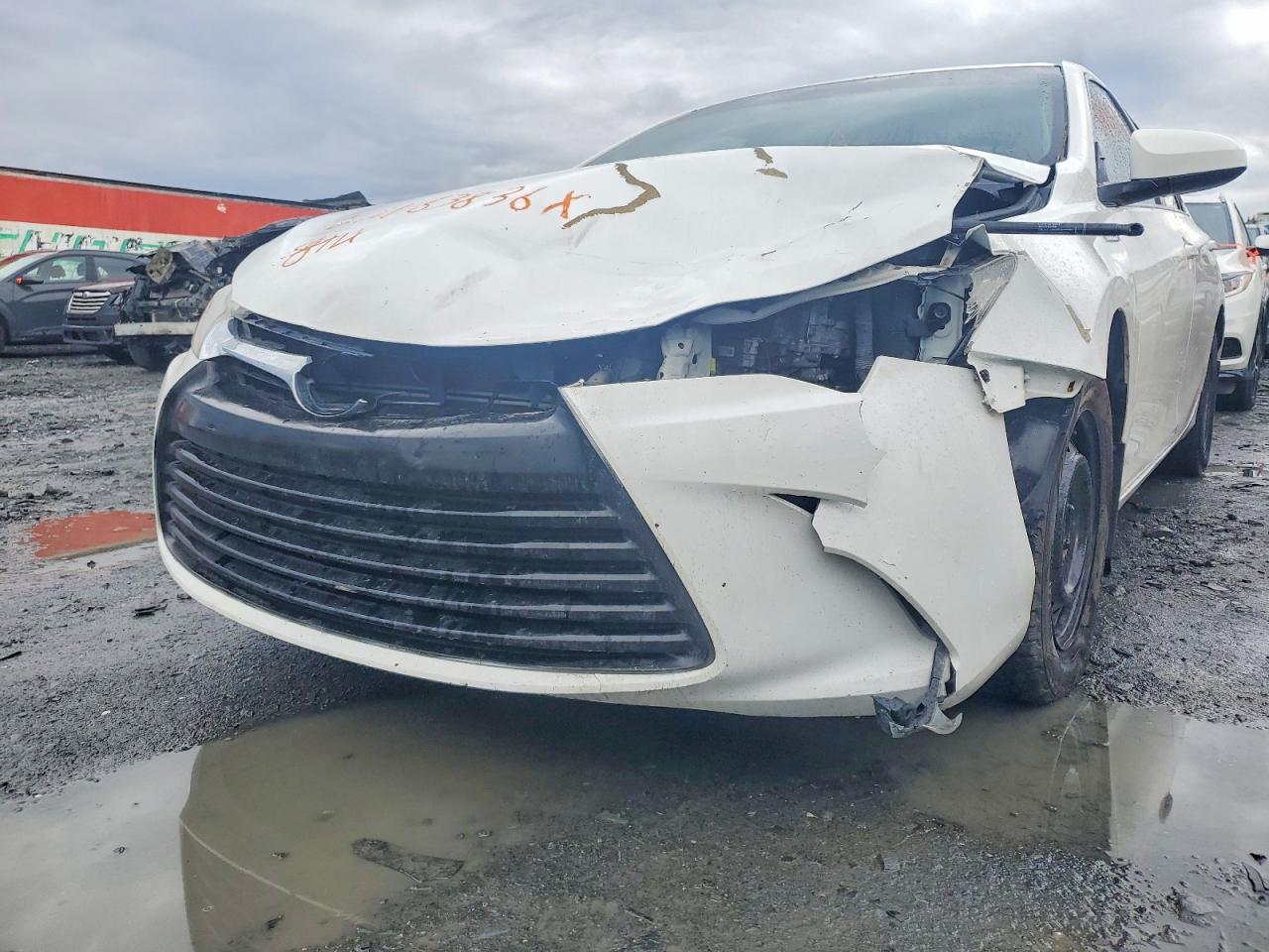 TOYOTA CAMRY HYBRID 2017 — 13