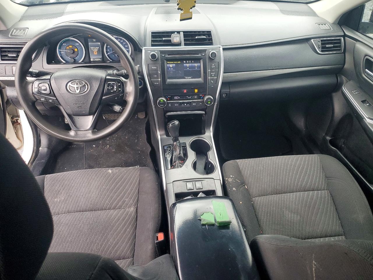 TOYOTA CAMRY HYBRID 2017 — 9