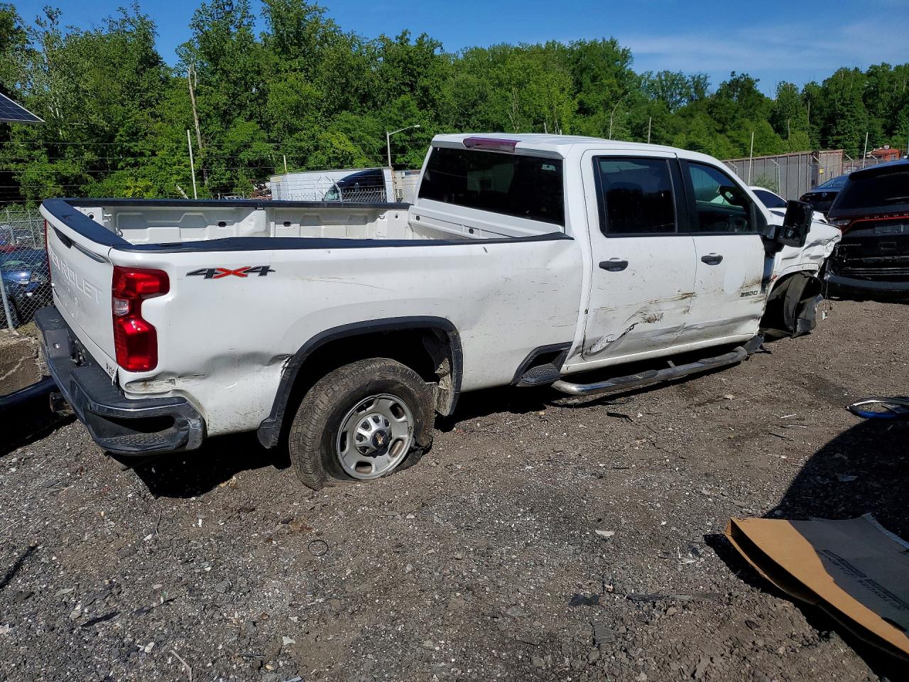 CHEVROLET SILVERADO 2023 — 4