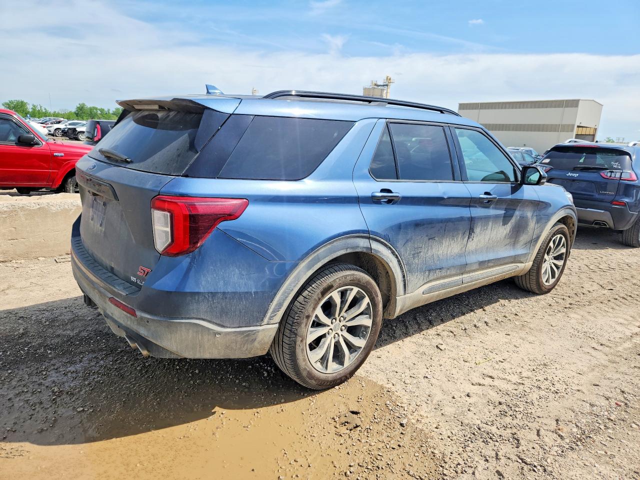 FORD EXPLORER 2020 — 4
