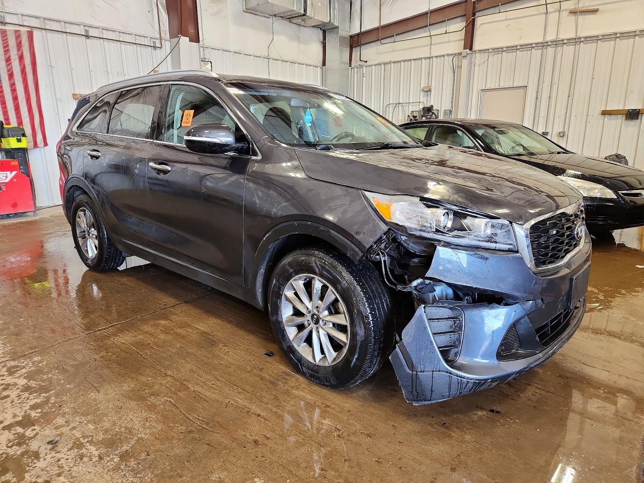 KIA SORENTO 2019 — 5