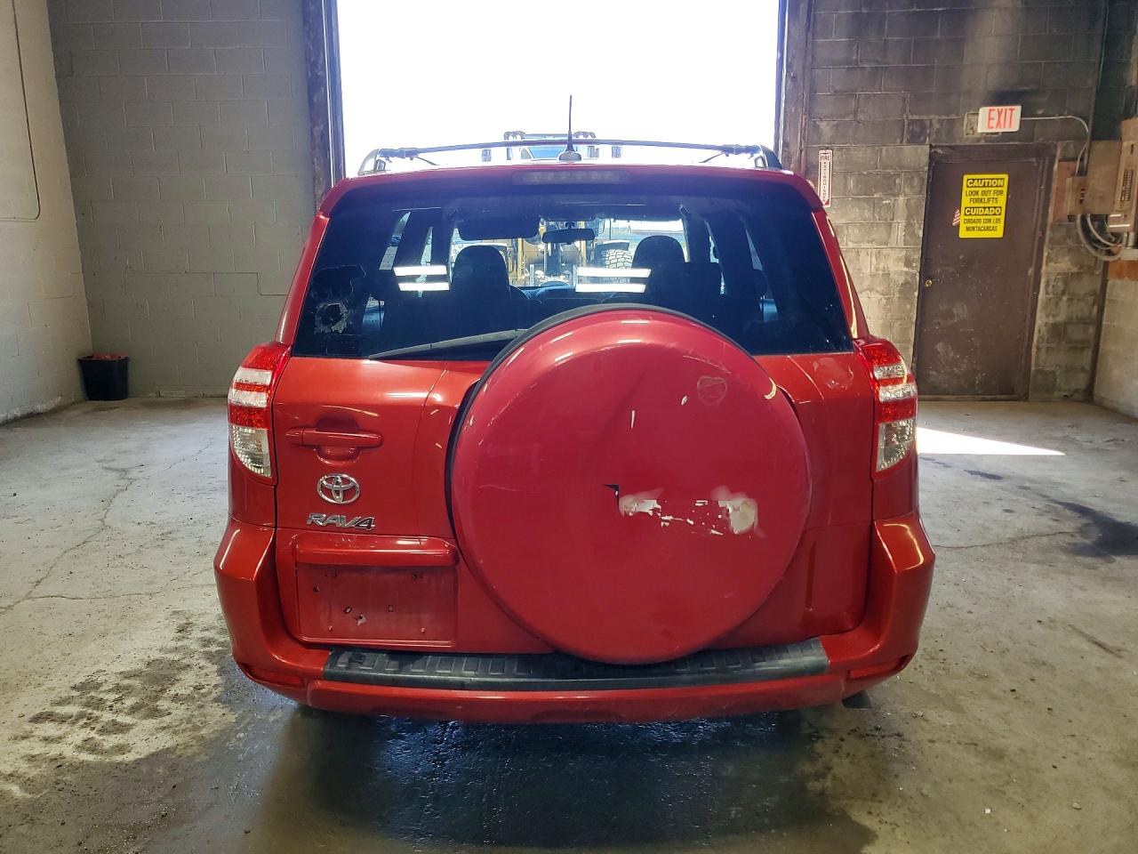 TOYOTA RAV4 2011 — 7