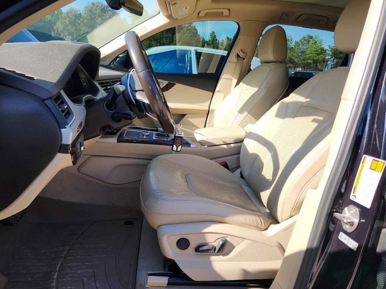 AUDI Q7 2019 — 8
