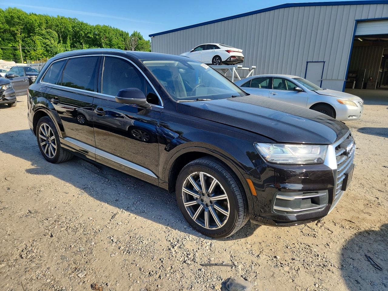 AUDI Q7 2019 — 5