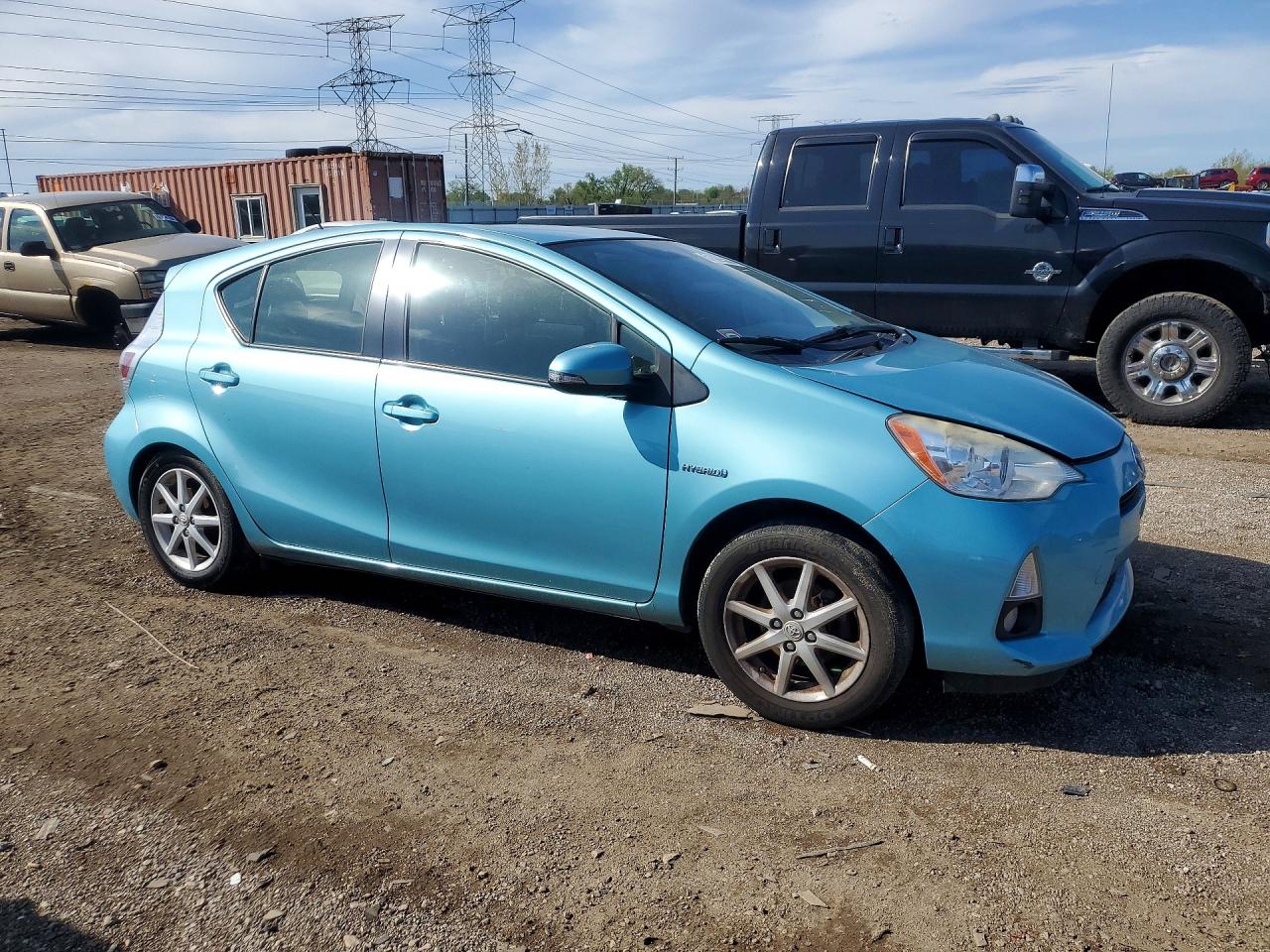 2013 TOYOTA PRIUS C FOUR