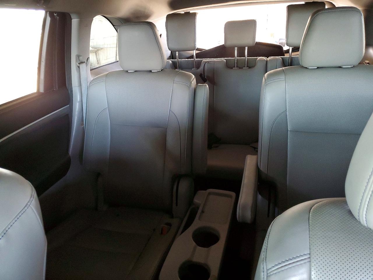 TOYOTA HIGHLANDER 2018 — 11