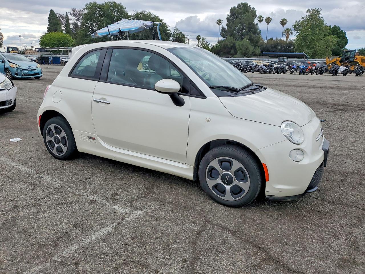 FIAT 500 2014 — 5
