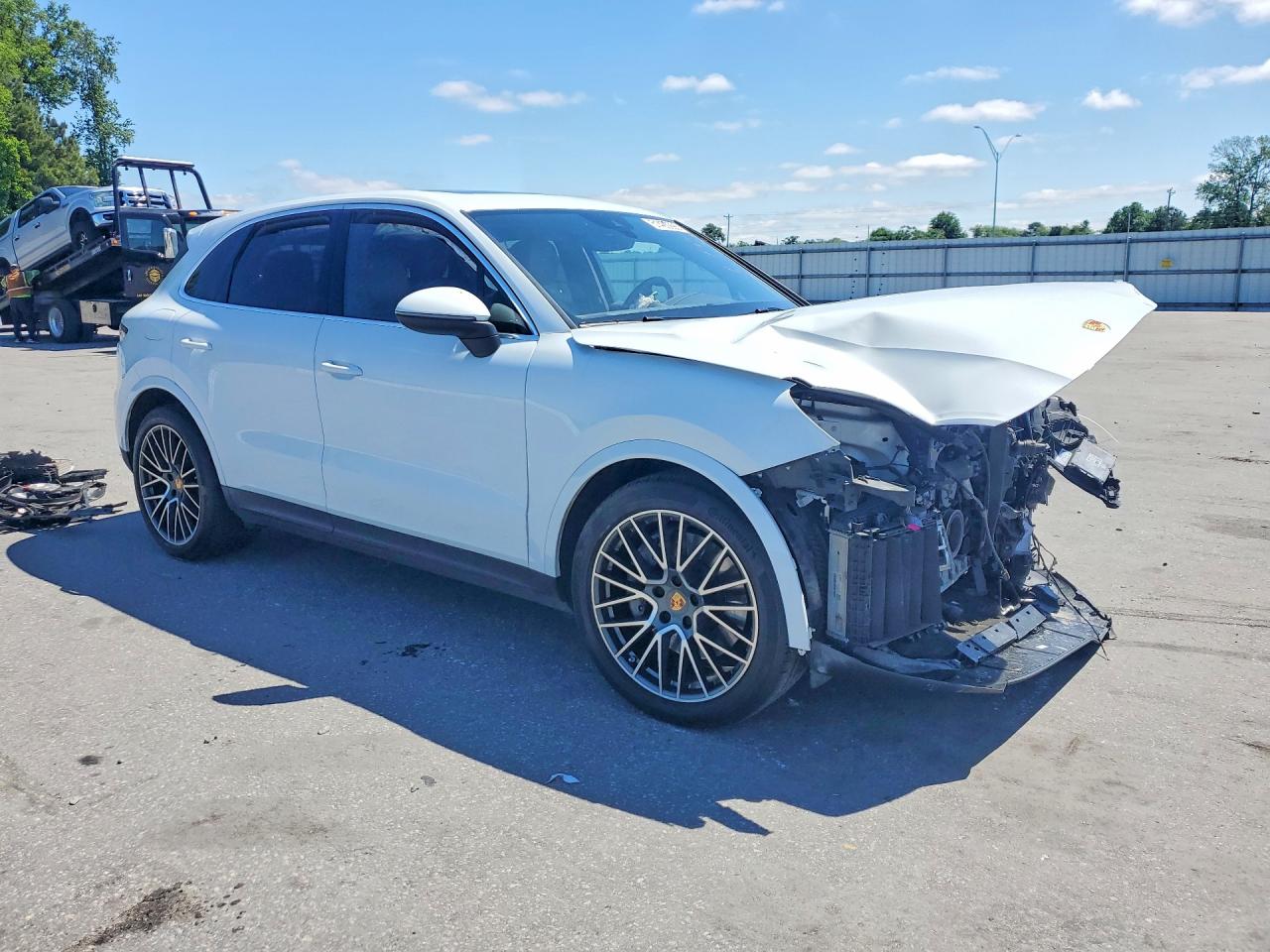2021 PORSCHE CAYENNE S