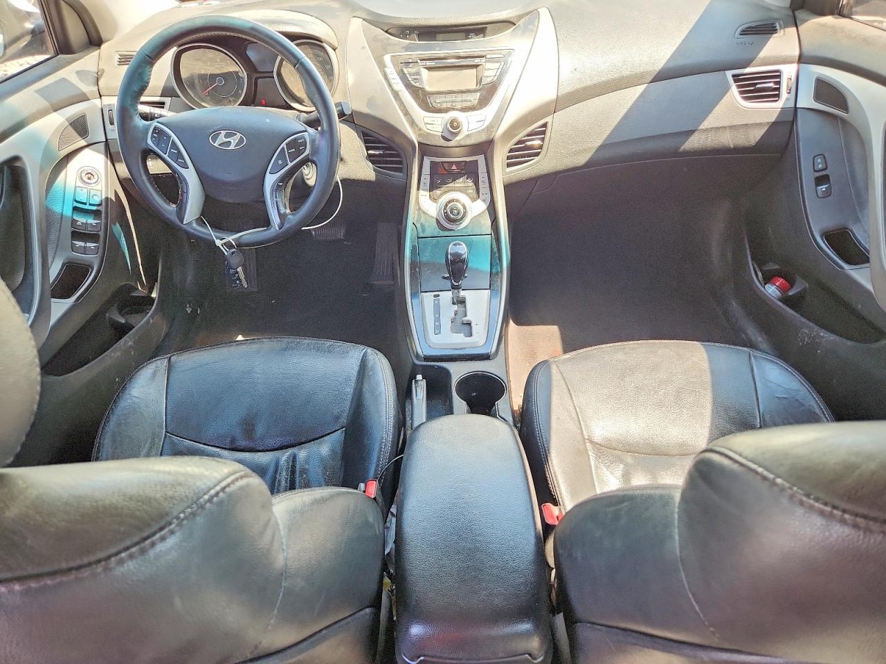 HYUNDAI ELANTRA 2012 — 9
