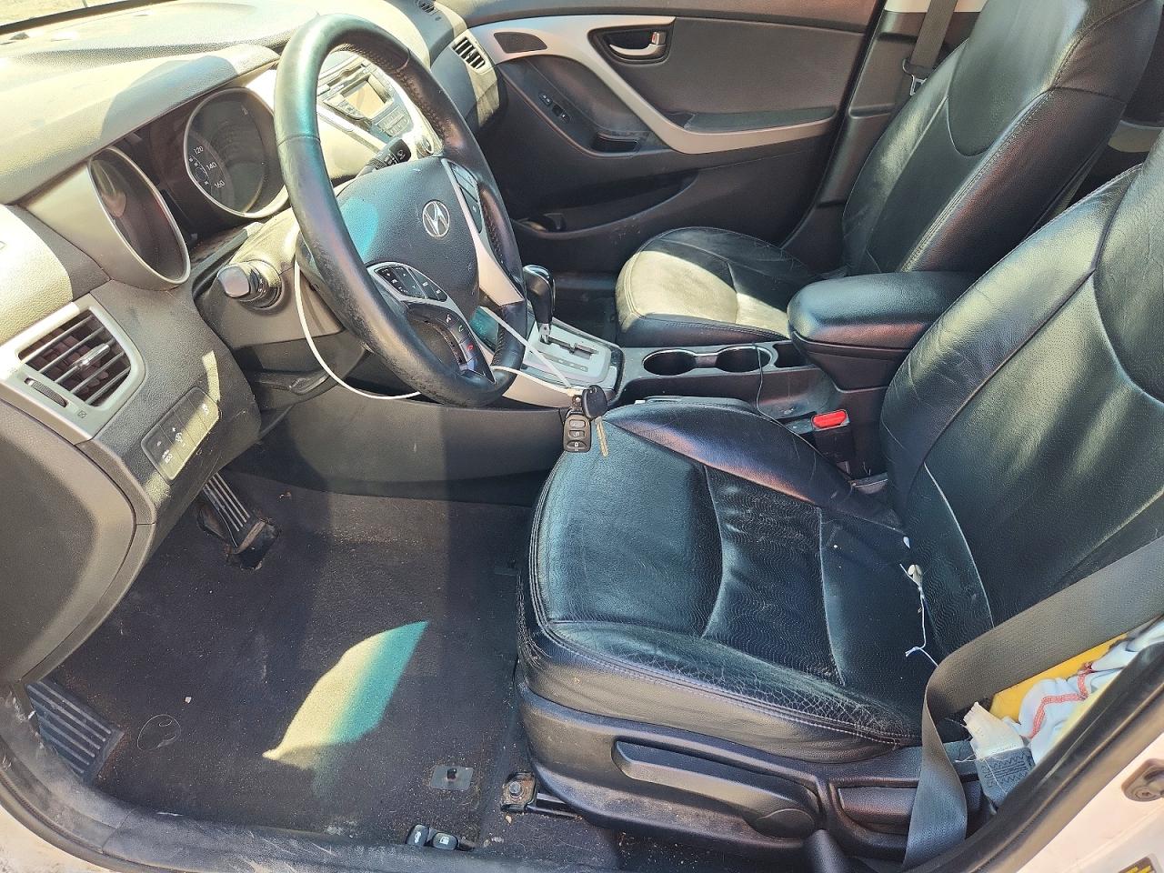 HYUNDAI ELANTRA 2012 — 8