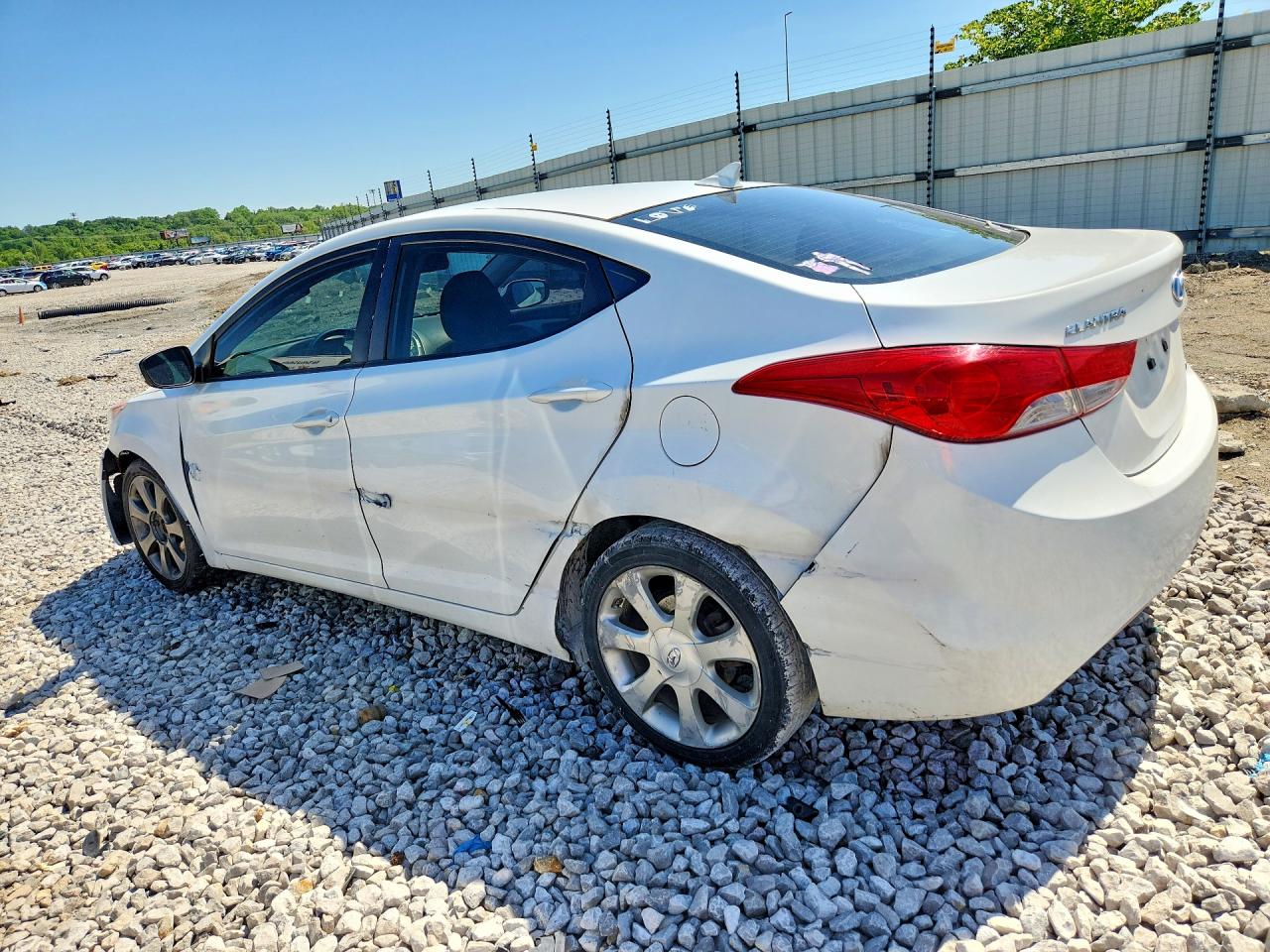 HYUNDAI ELANTRA 2012 — 3