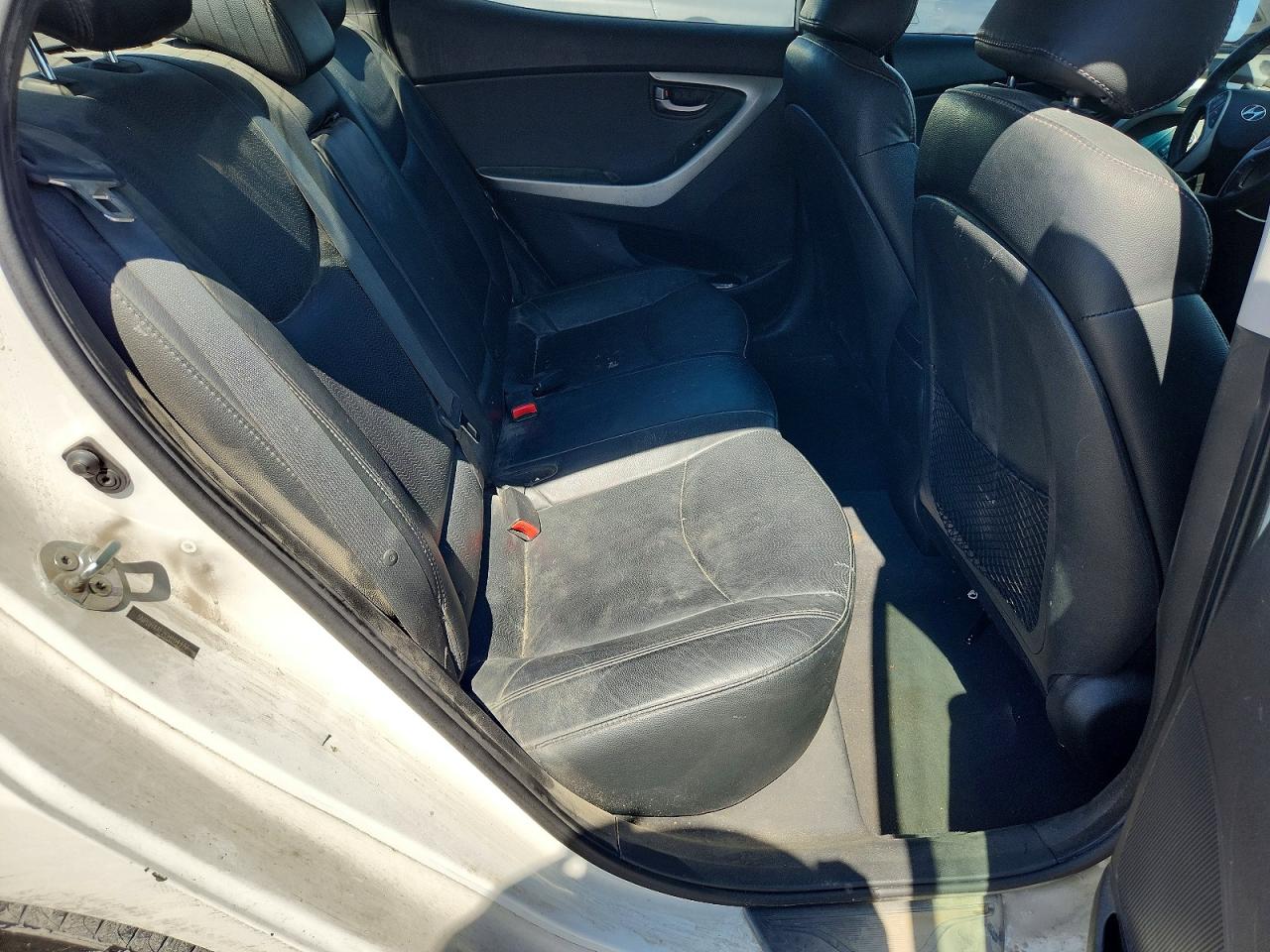 HYUNDAI ELANTRA 2012 — 11