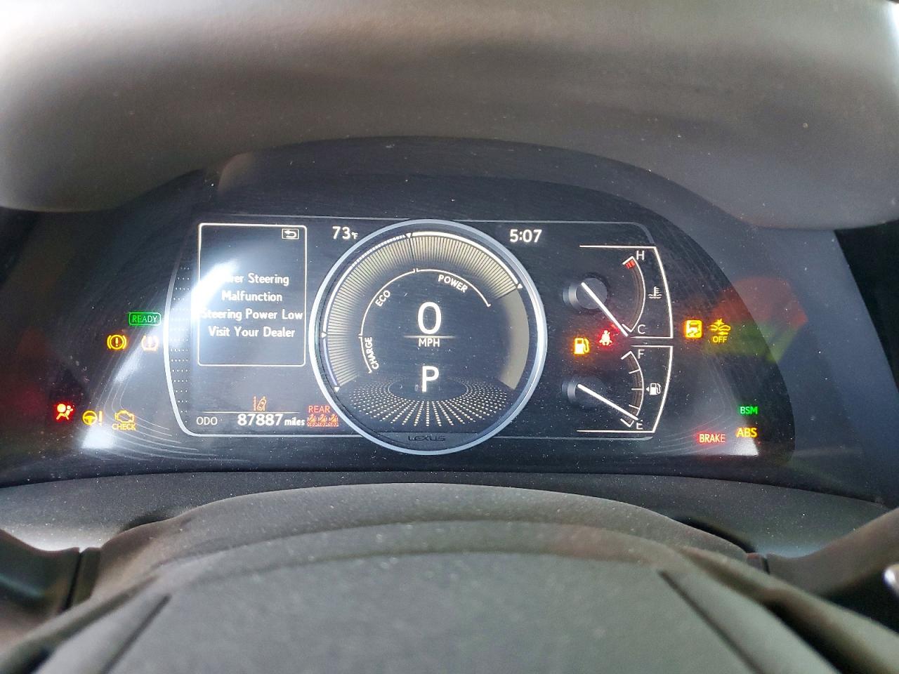 LEXUS ES 300H 2023 — 10