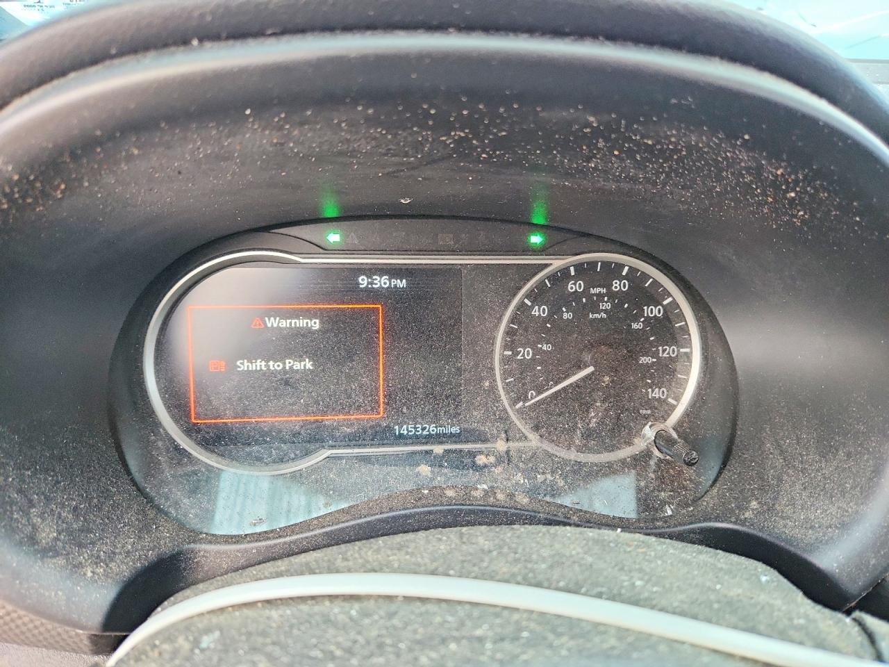 NISSAN KICKS 2020 — 10