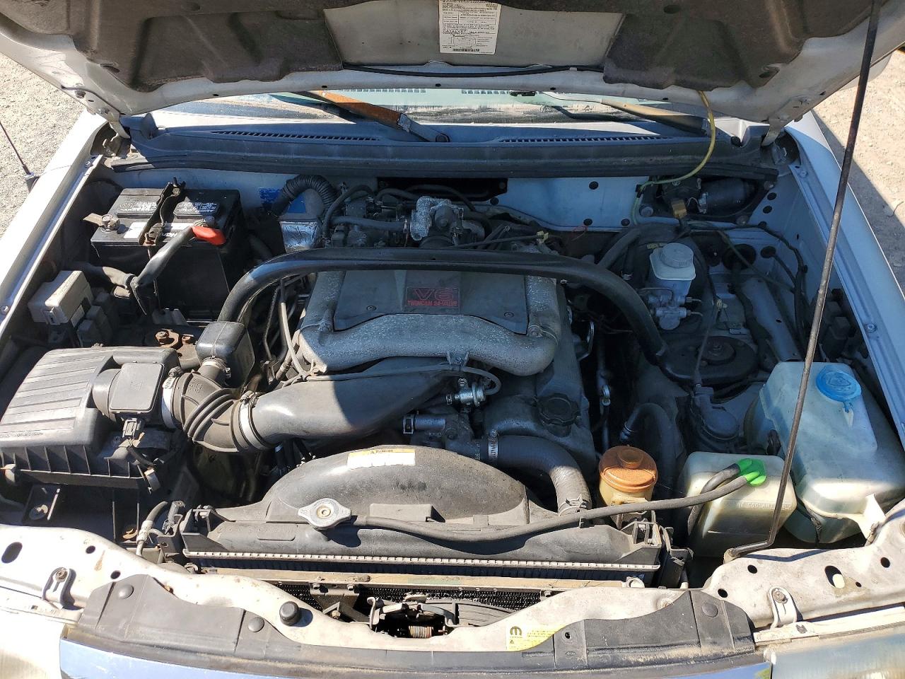 SUZUKI GRAND VITARA 2001 — 13