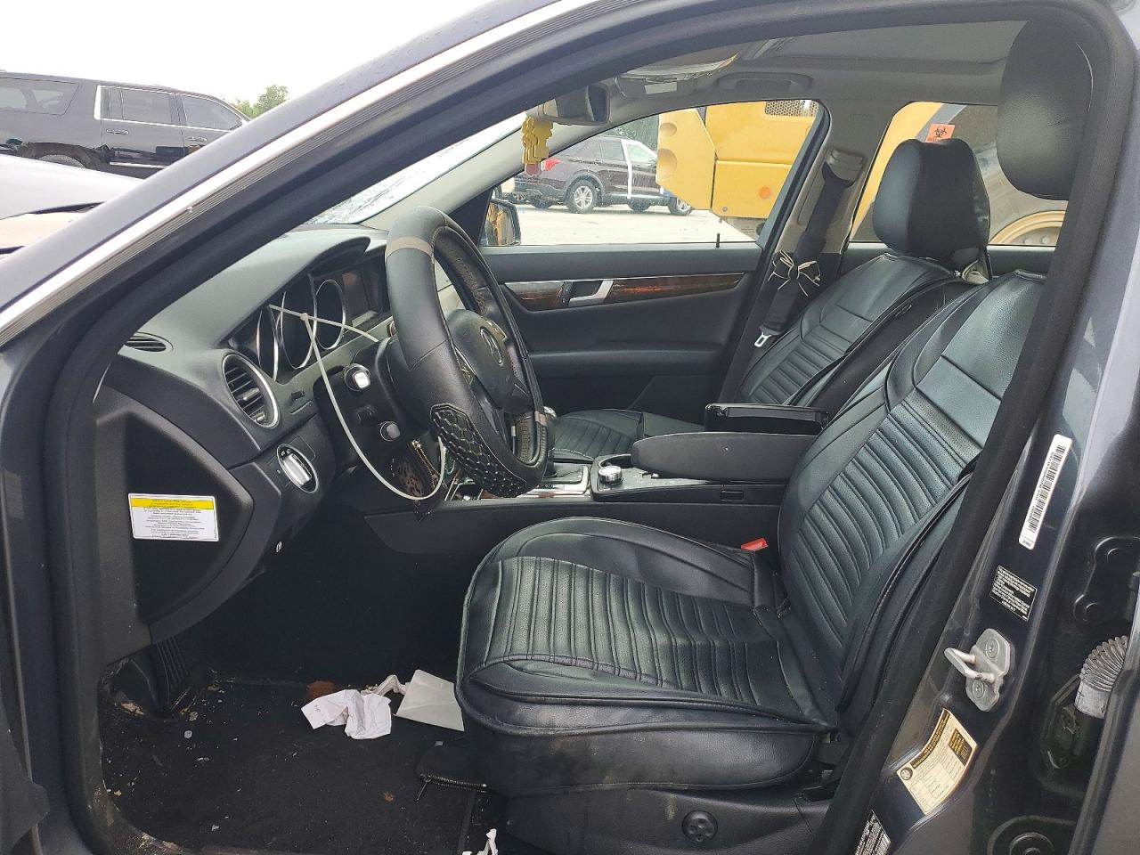 MERCEDES-BENZ C 2013 — 8