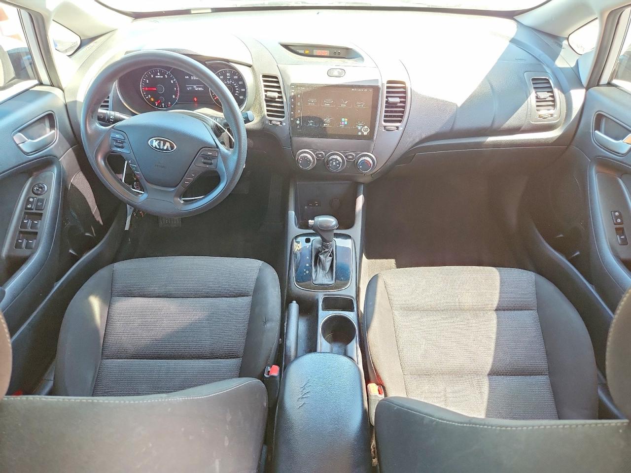 KIA FORTE 2017 — 9