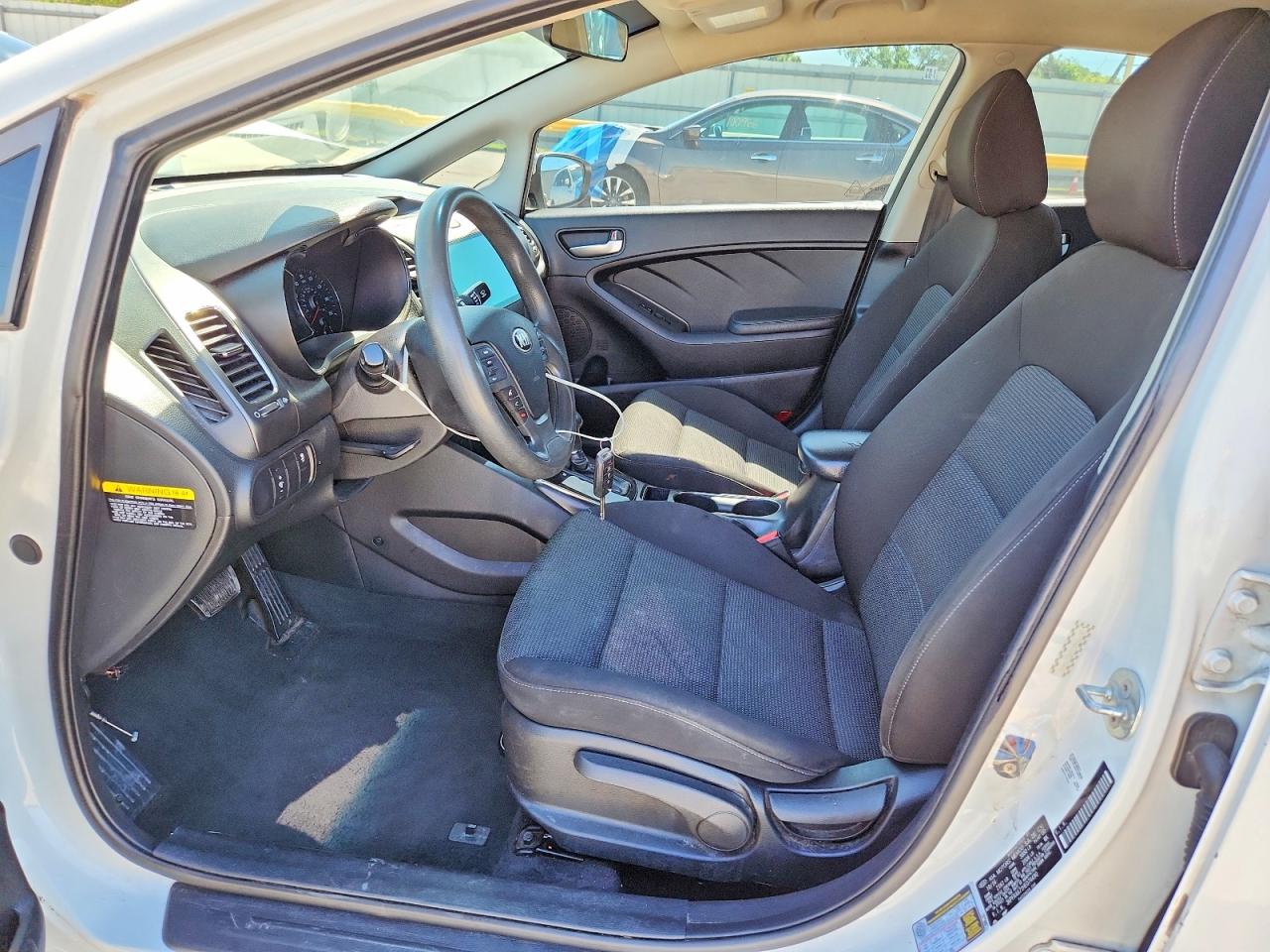 KIA FORTE 2017 — 8