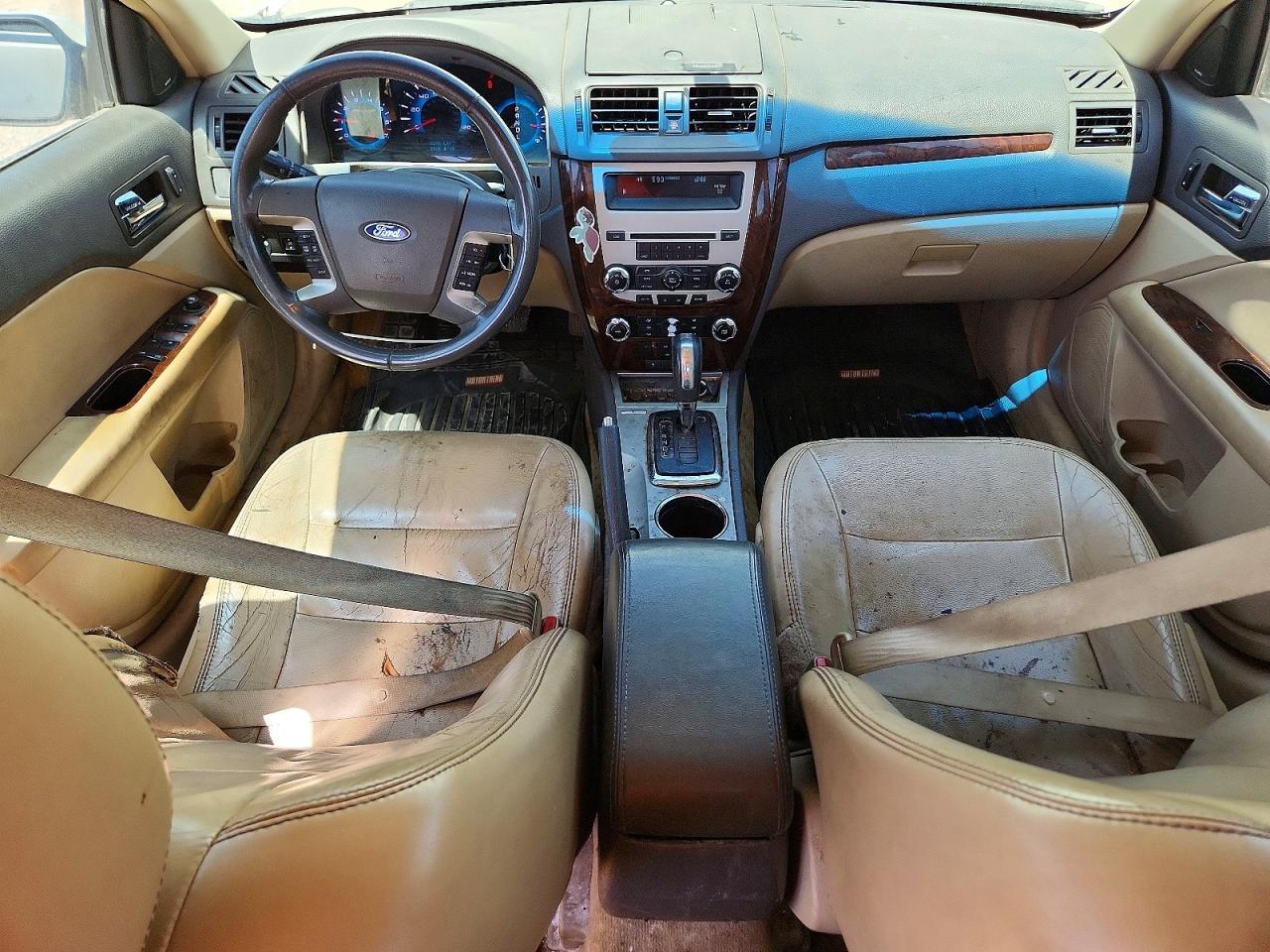 FORD FUSION 2010 — 9