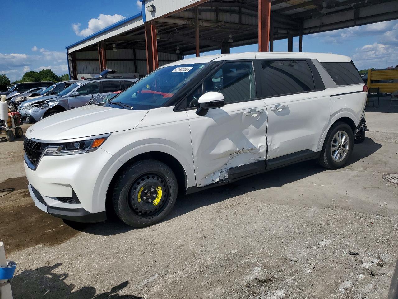 KIA CARNIVAL 2023 — 2