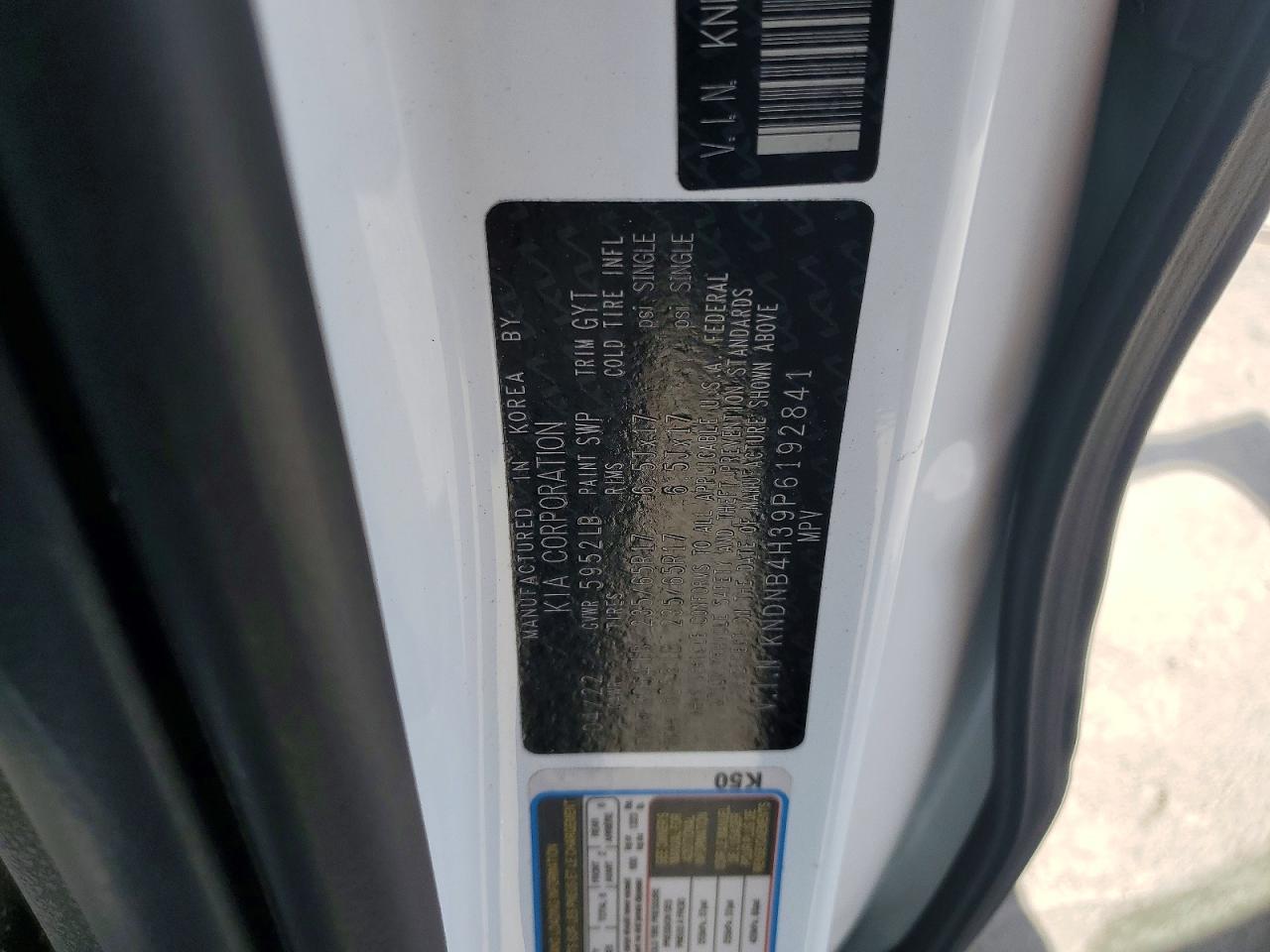 KIA CARNIVAL 2023 — 14