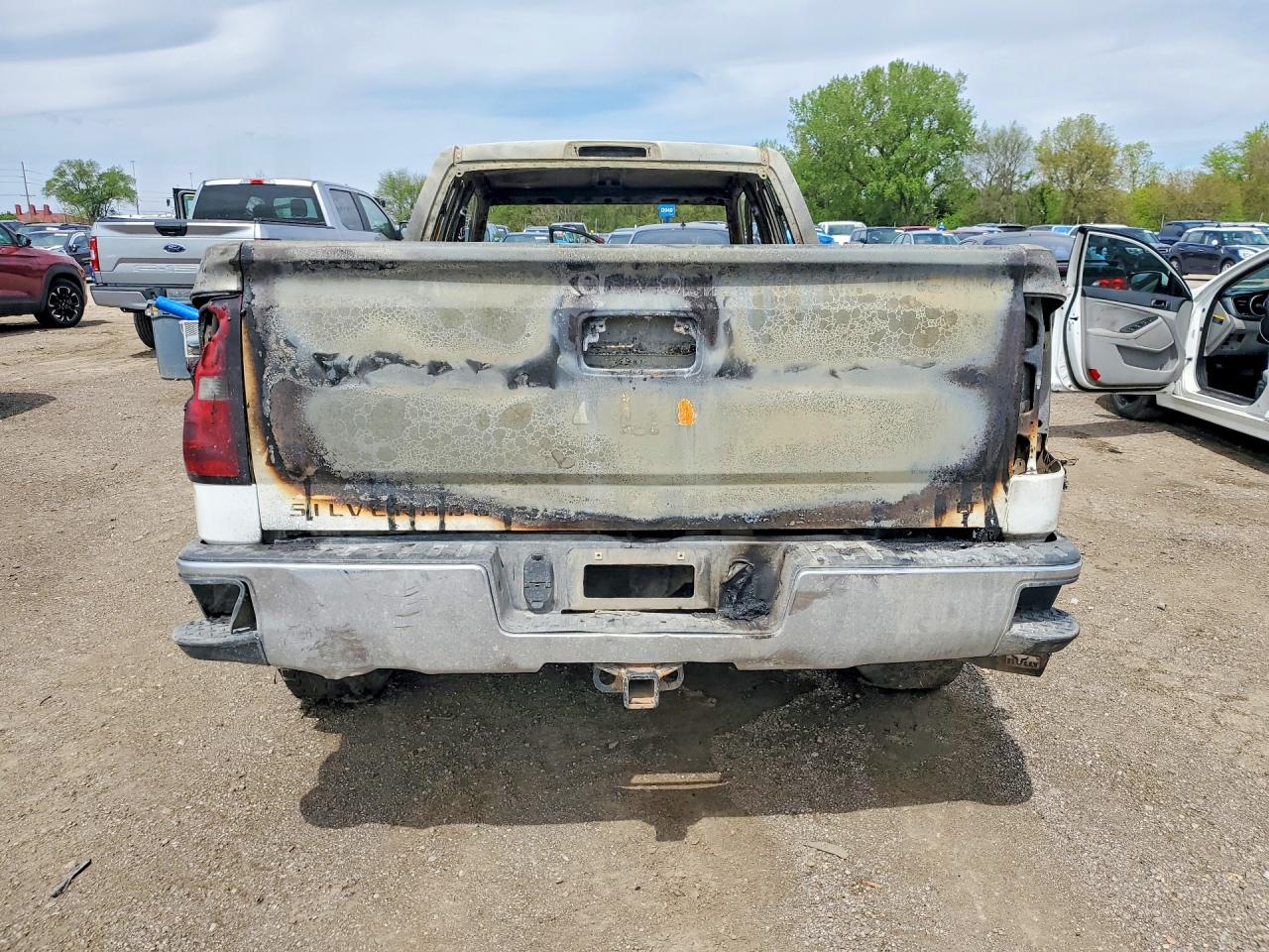 CHEVROLET SILVERADO 2015 — 7