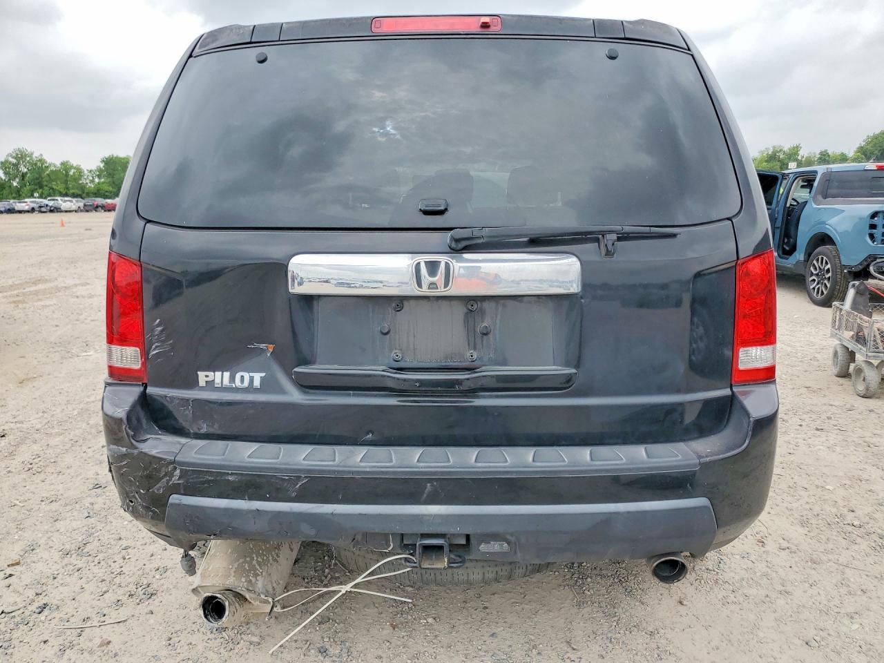 HONDA PILOT 2010 — 7