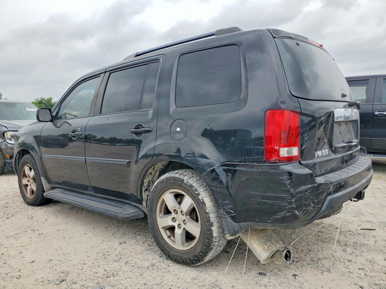 HONDA PILOT 2010 — 3