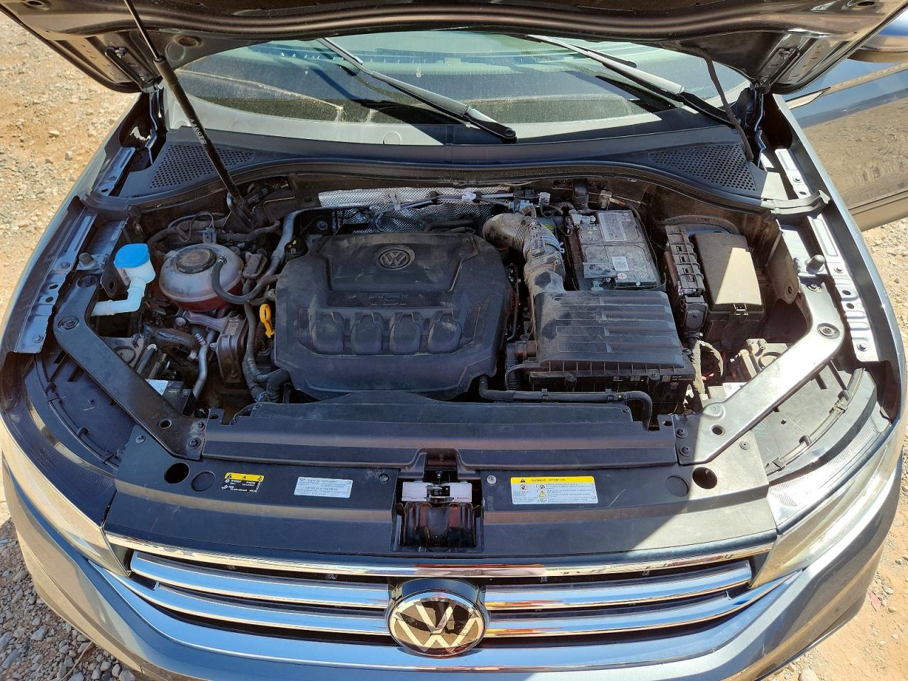 VOLKSWAGEN TIGUAN 2023 — 13