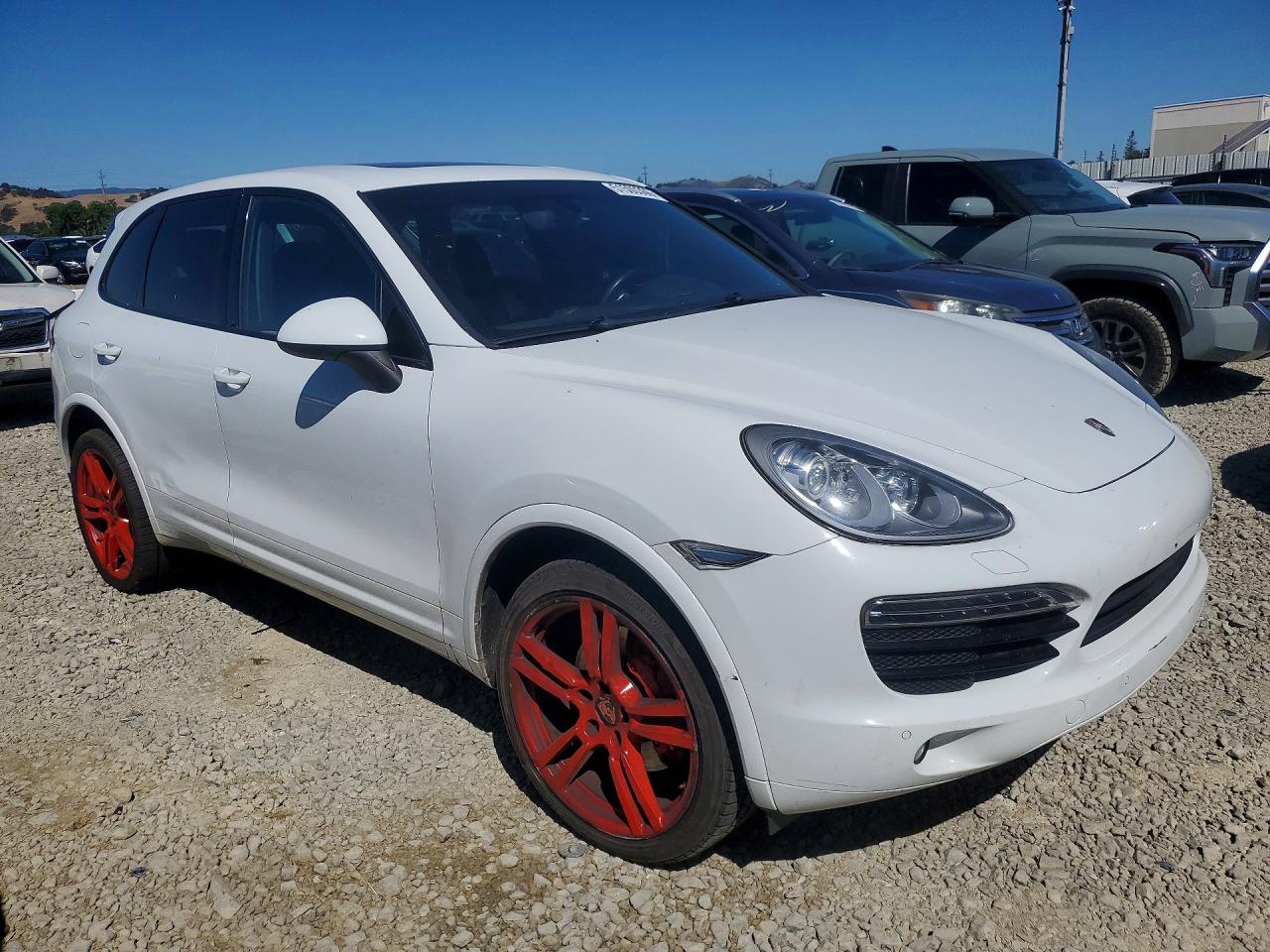PORSCHE CAYENNE 2013 — 5