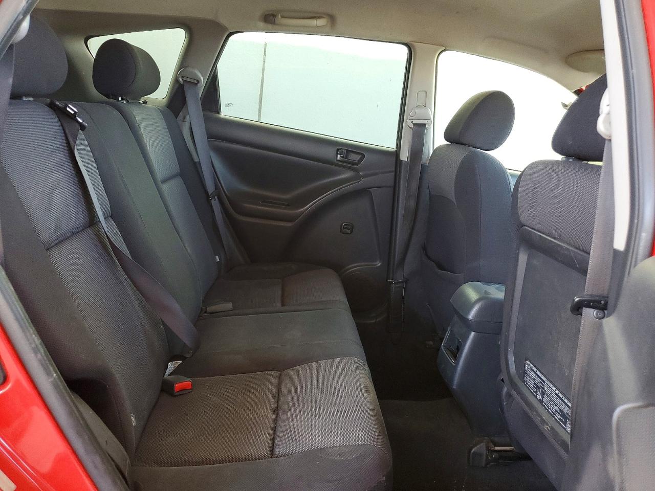 PONTIAC VIBE 2003 — 11