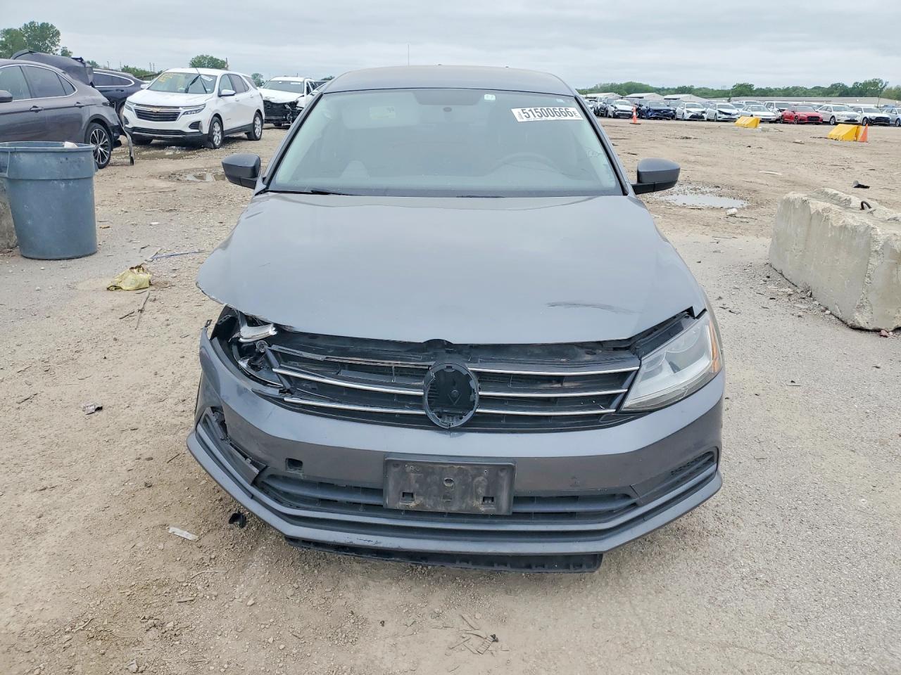 VOLKSWAGEN JETTA 2017 — 6