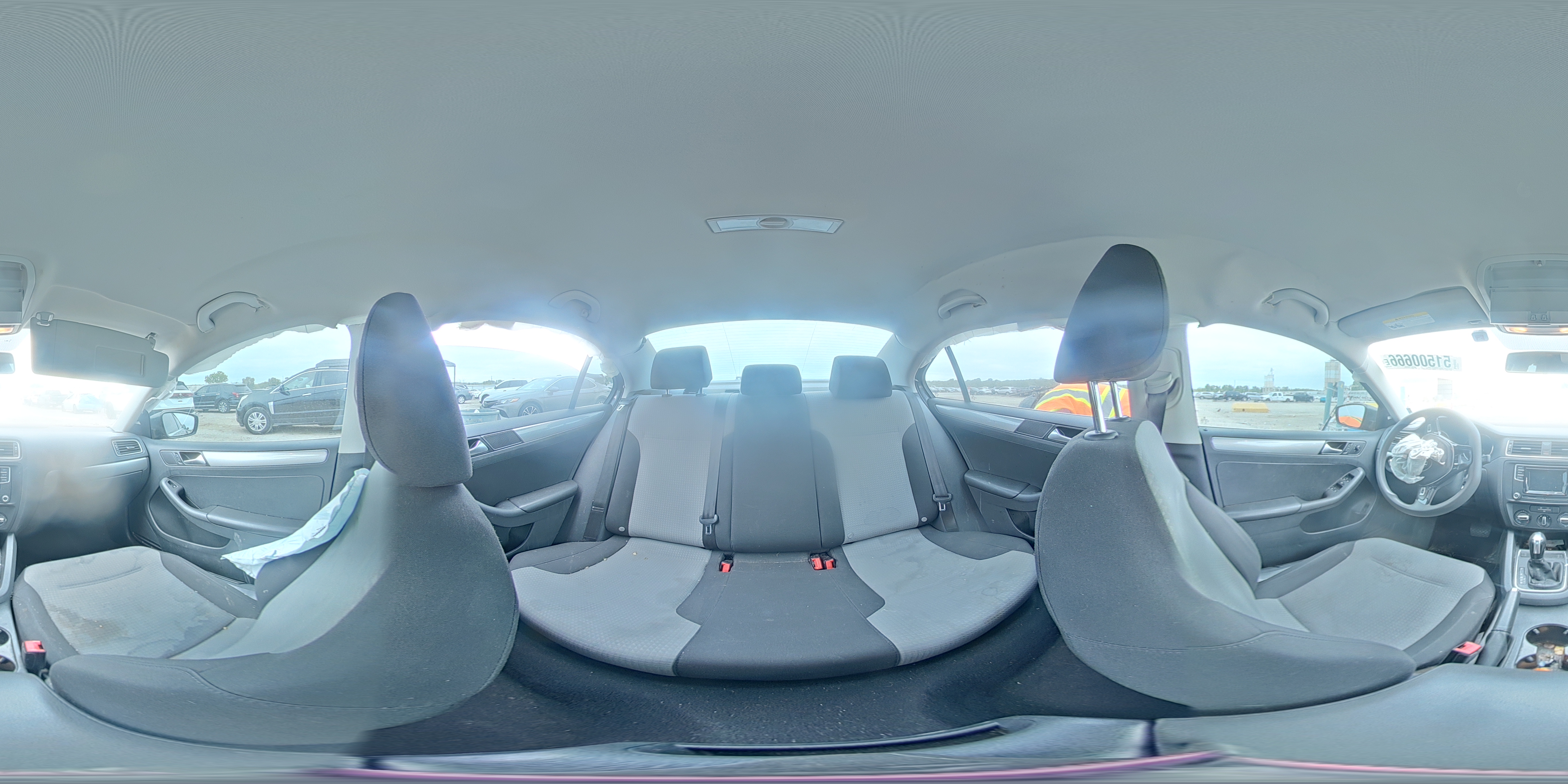VOLKSWAGEN JETTA 2017 — 14