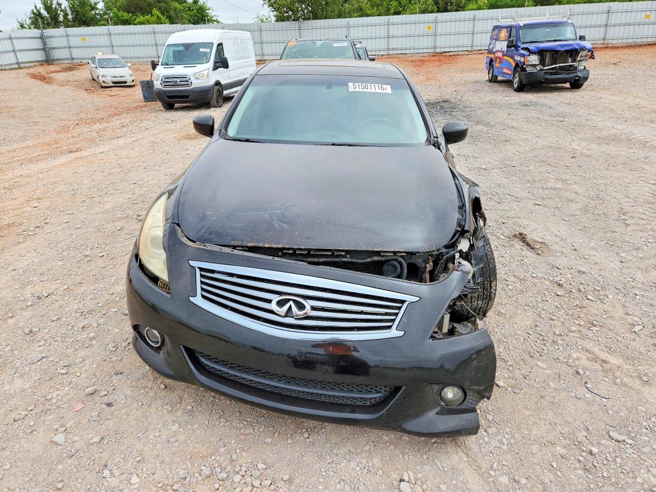 INFINITI G37 SEDAN 2013 — 6