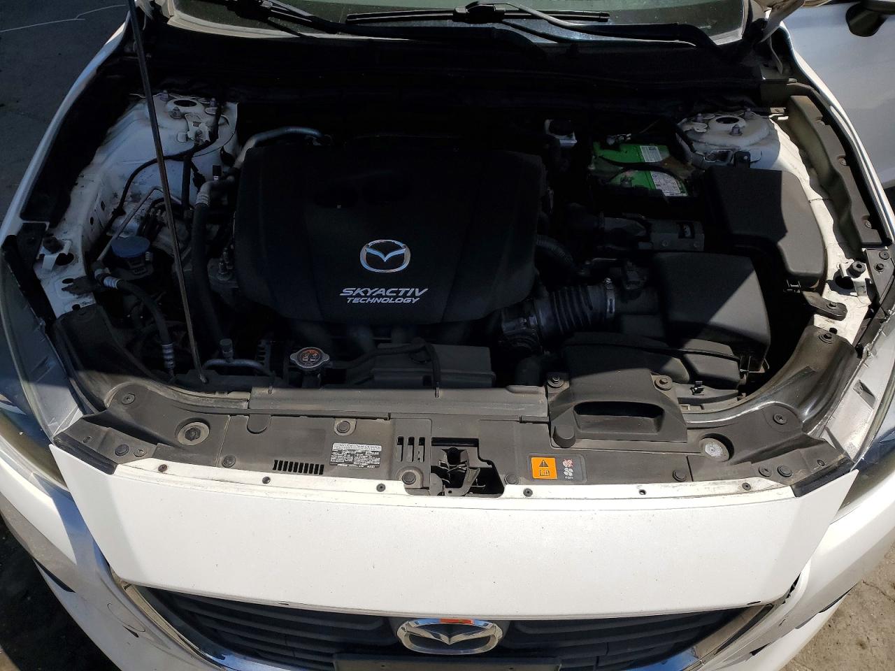 MAZDA 3 2018 — 12