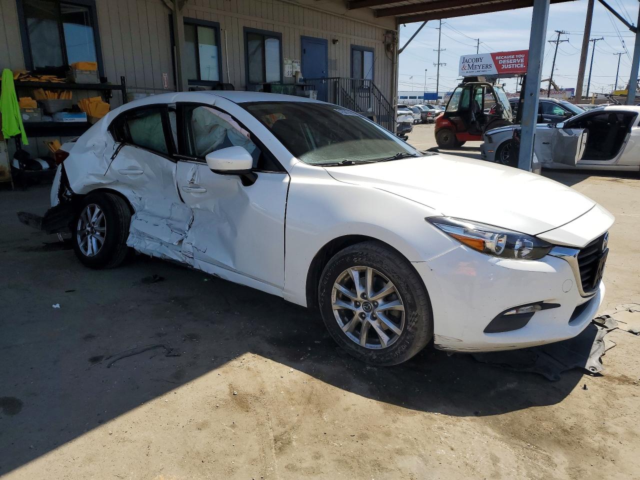 MAZDA 3 2018 — 5