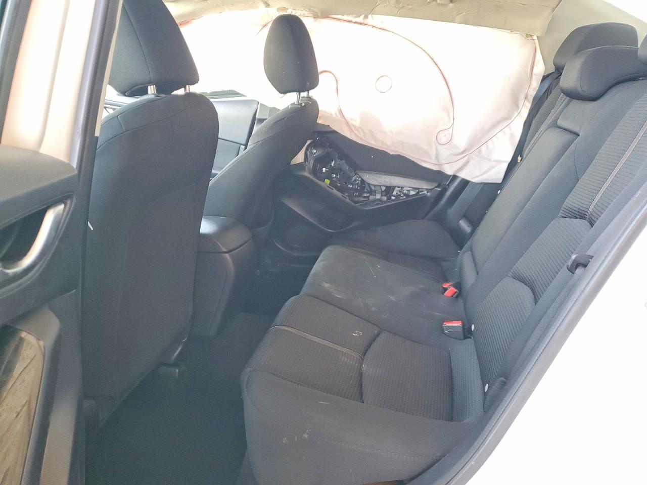 MAZDA 3 2018 — 11