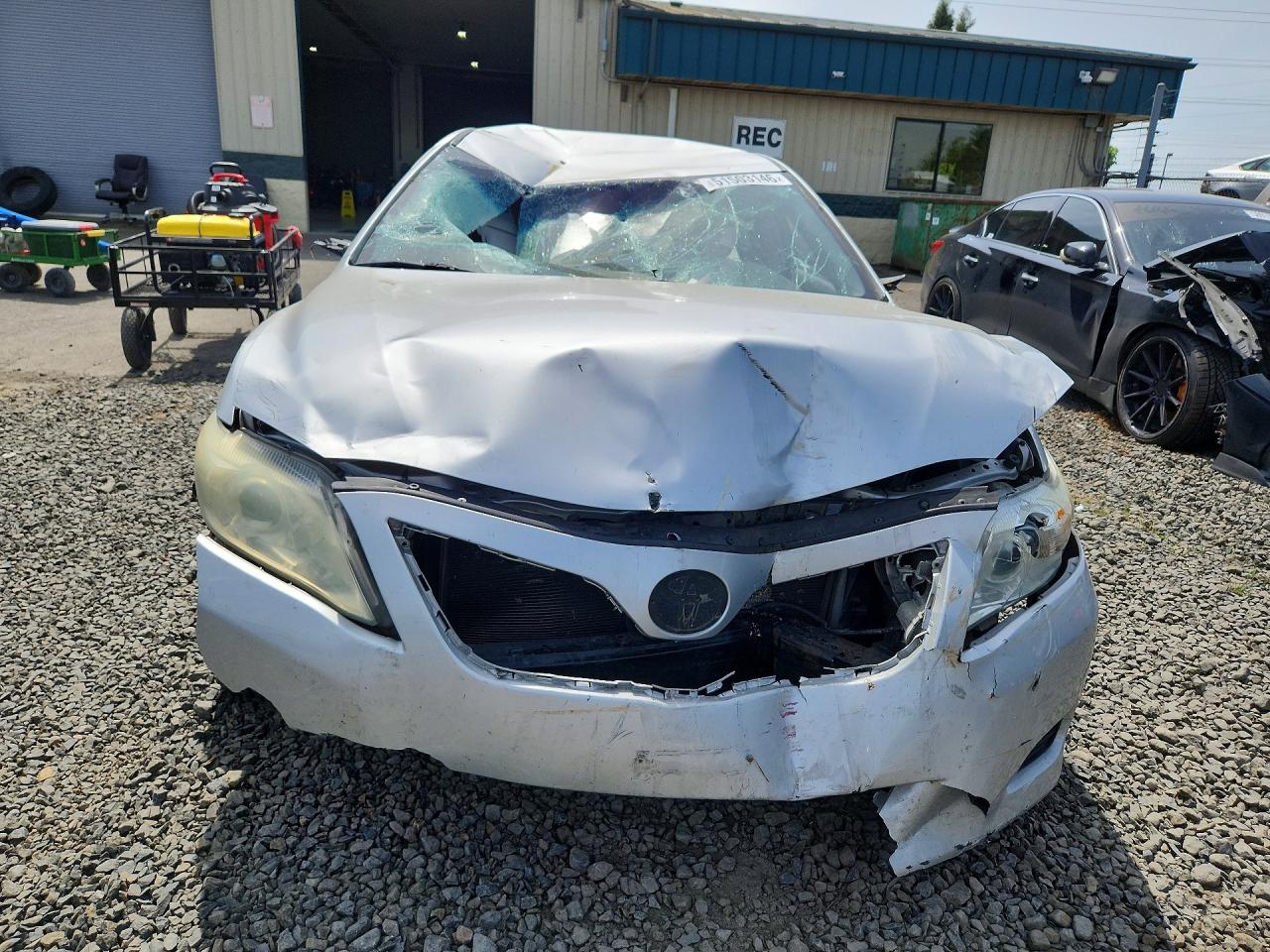 TOYOTA CAMRY 2010 — 6